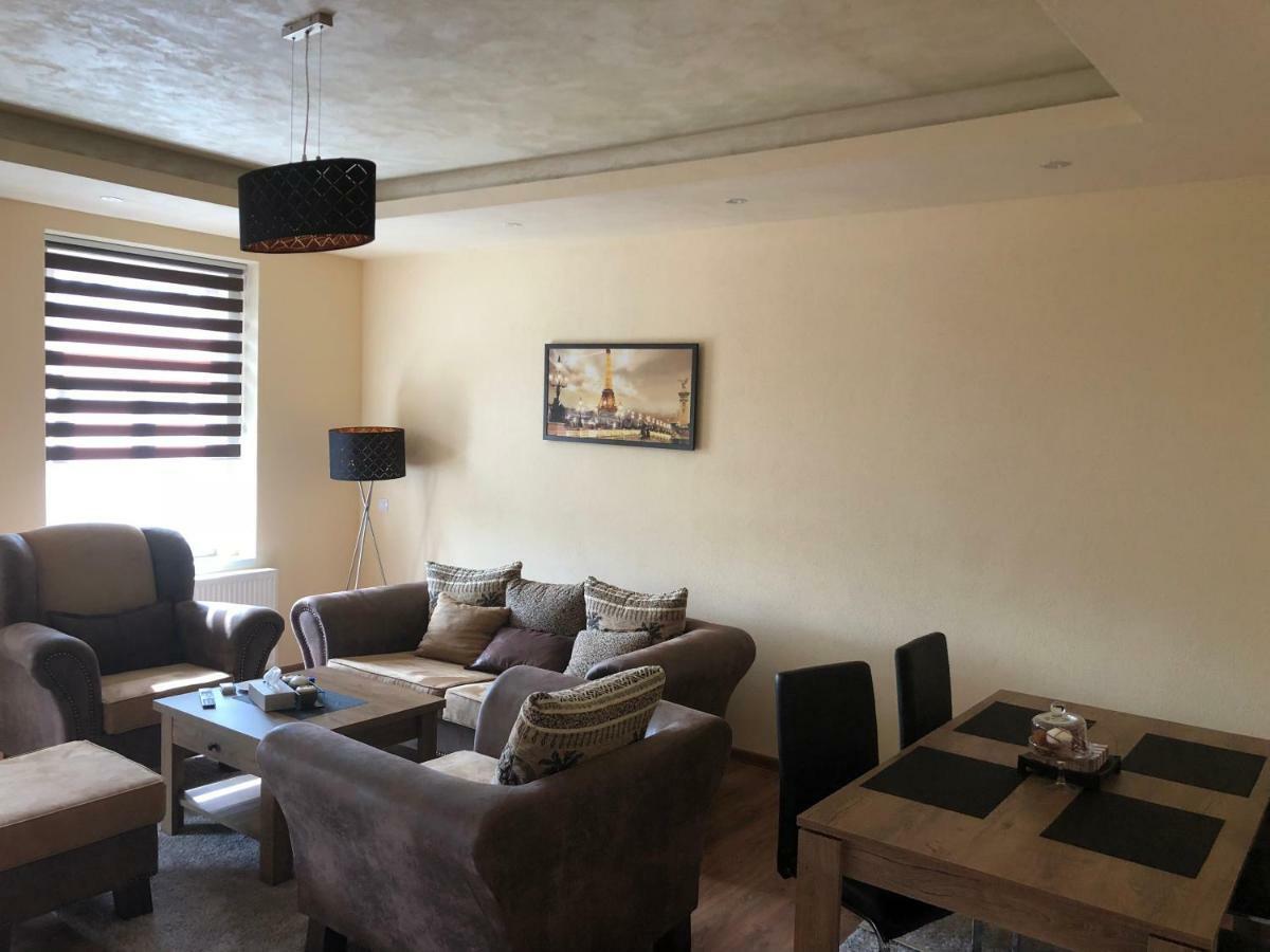 Апартаменты Lili Apartman Марианске-Лазне Экстерьер фото