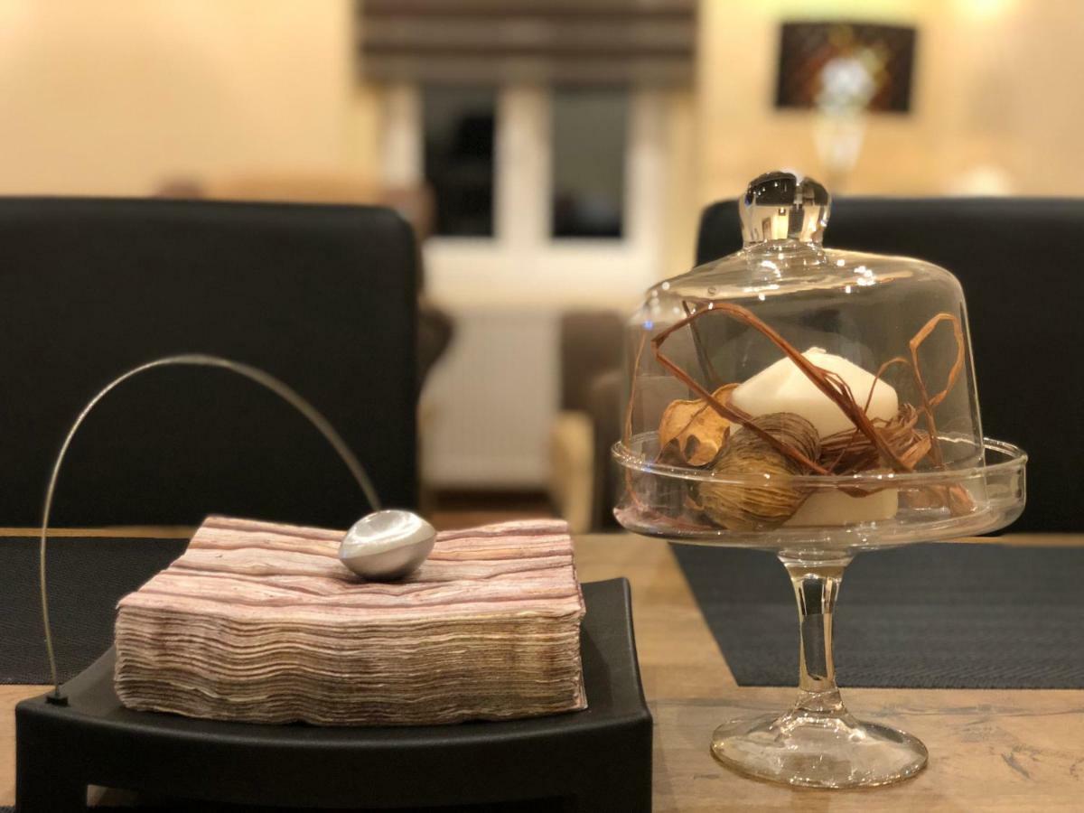 Апартаменты Lili Apartman Марианске-Лазне Экстерьер фото